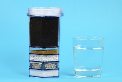 водопроводный фильтр с насыпными фильтрующими материалами