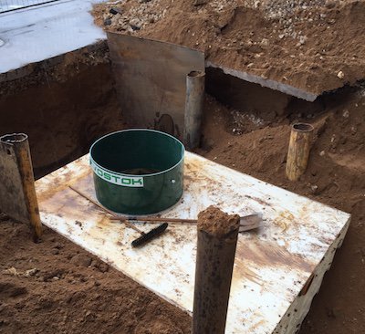 Монтаж подземного жироуловителя Эвосток на продовольственном рынке "ФудСити"