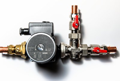 Циркуляционный насос для системы водоснабжения - используется для повышения давления, и обеспечения циркуляции горячей воды